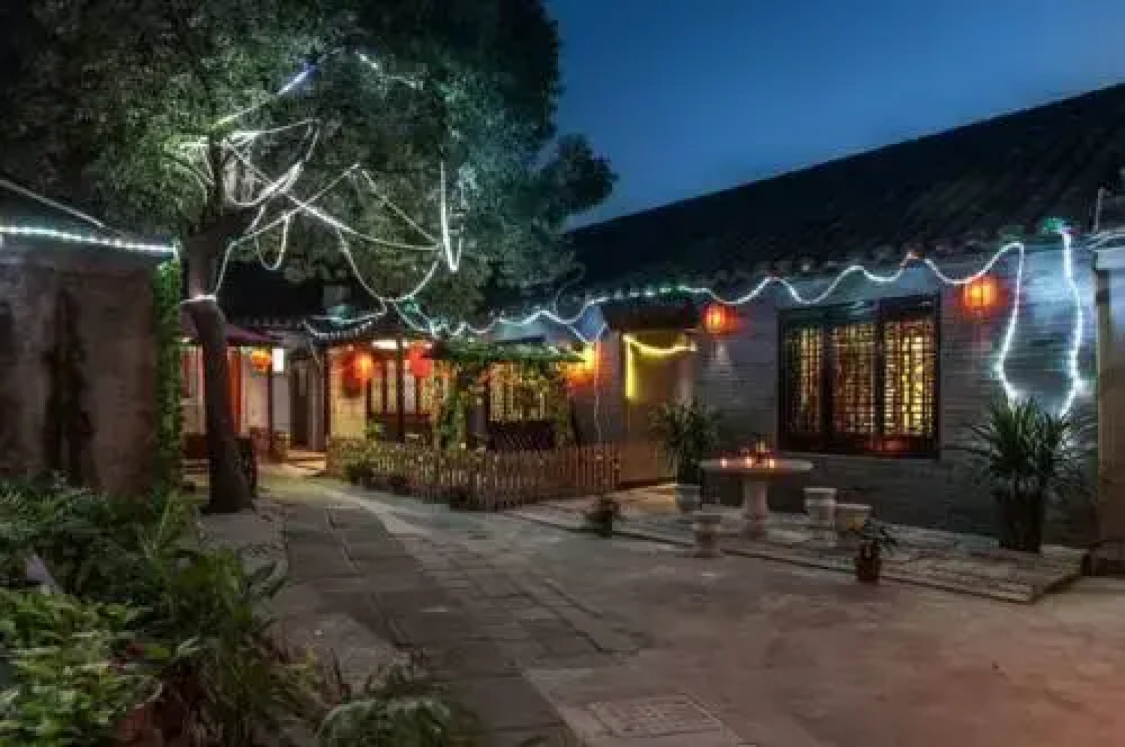 Xitang the Wizard of OZ Inn