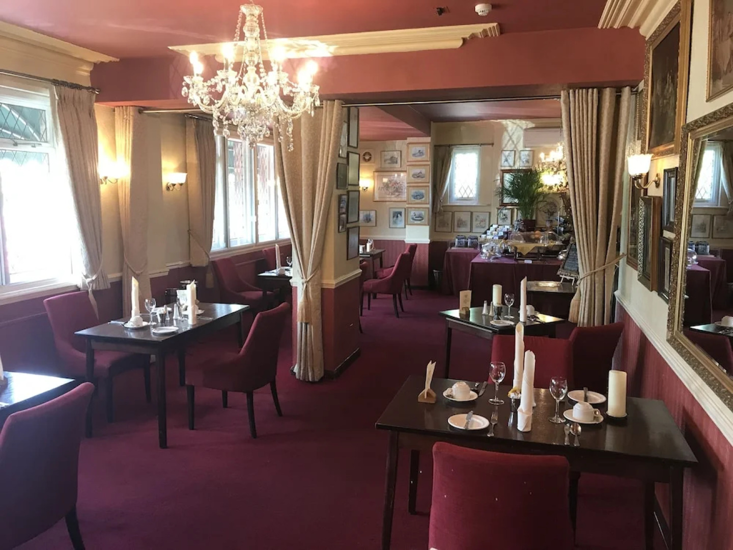 The Carre Arms Hotel