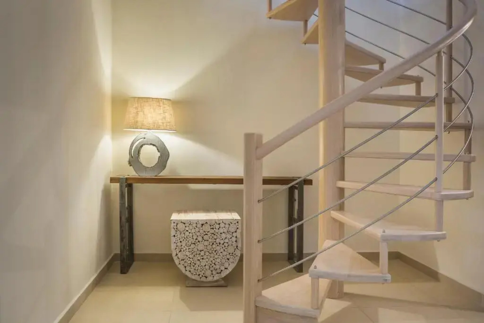 Meliti Waterfront Suites