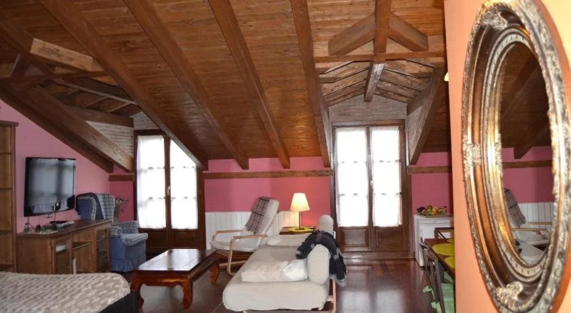 Apartamentos La Buhardilla