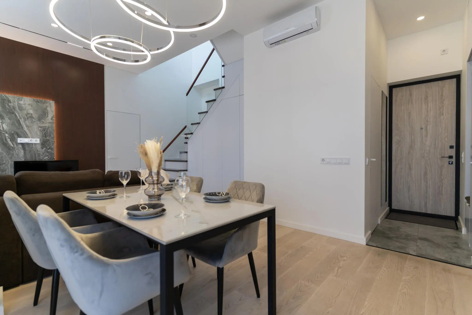 Апартаменты Степаненков на Стачек