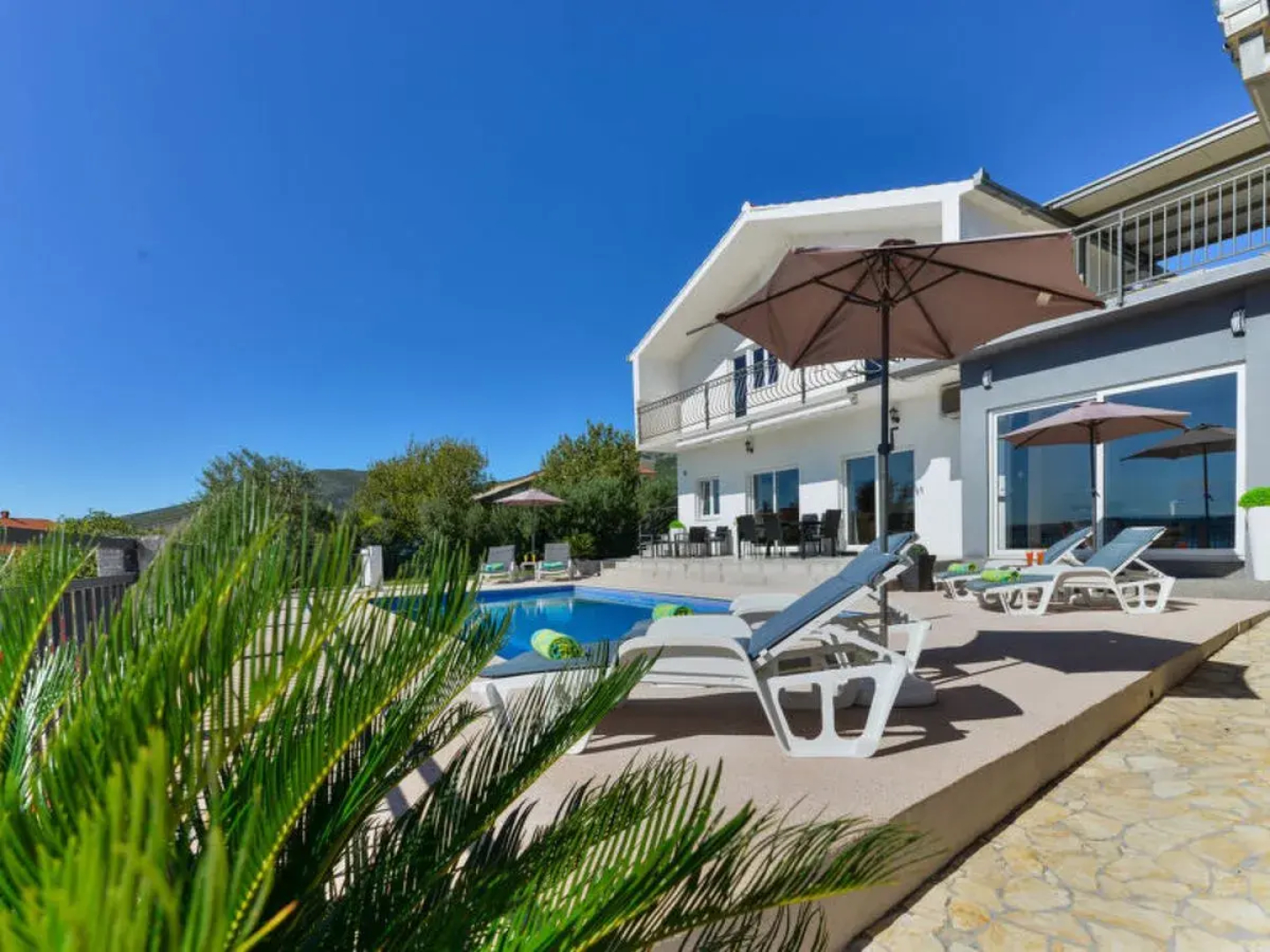 House Aurora Kaštela