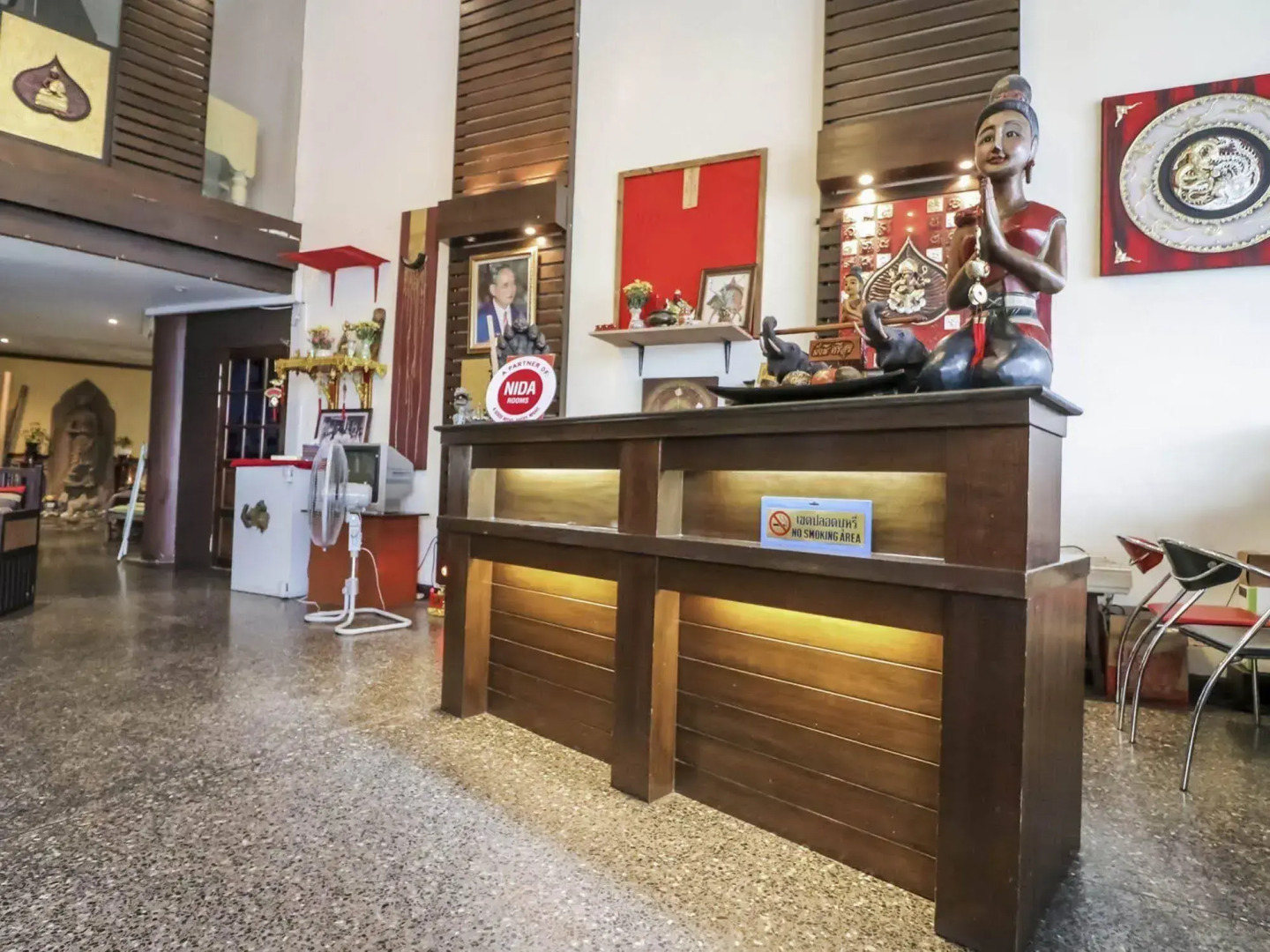 Nida Rooms Lavendar Moon Old Phuket