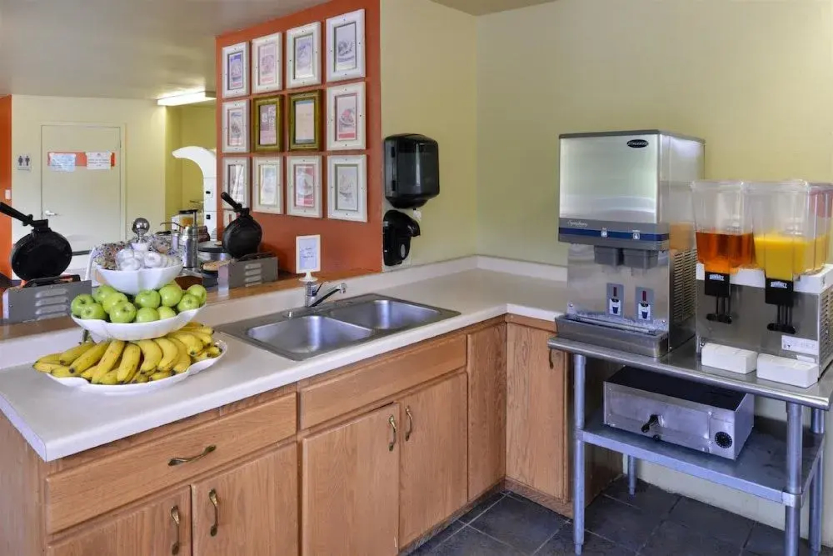 Americas Best Value Inn - Madison