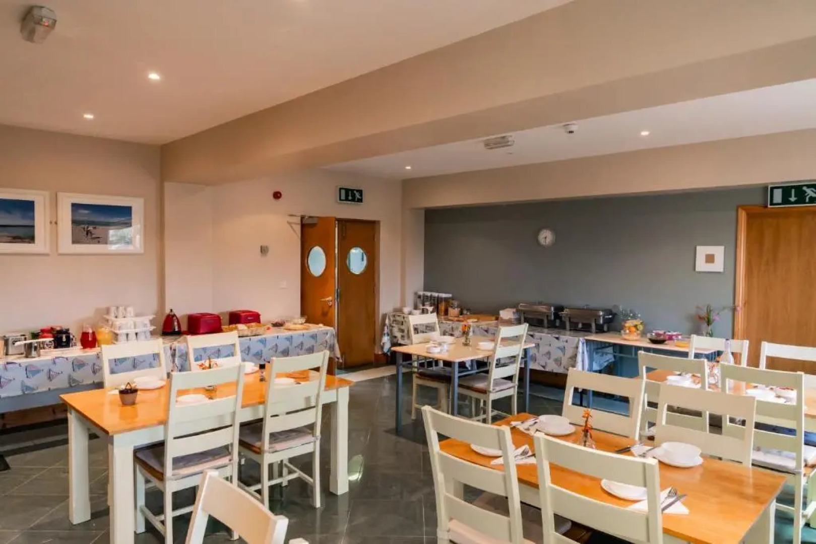 Aran Walkers Lodge (Adults Only)