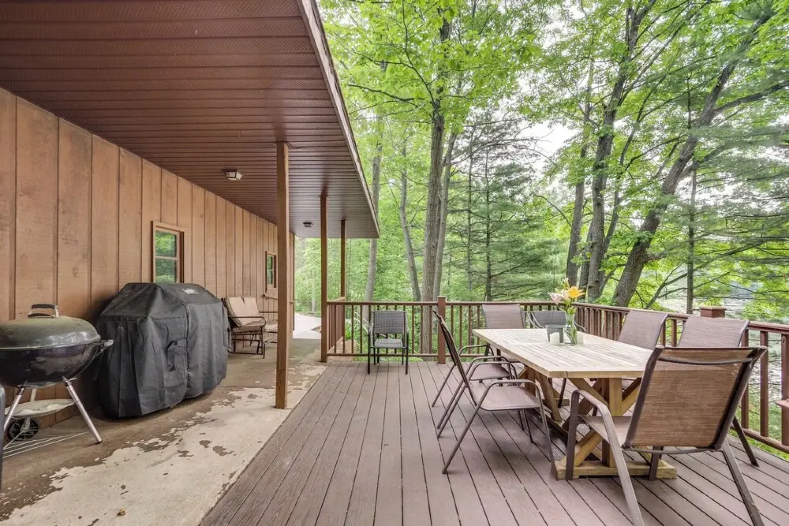 5 Mi to Mt Holiday: Spacious Home w/ Lake Views