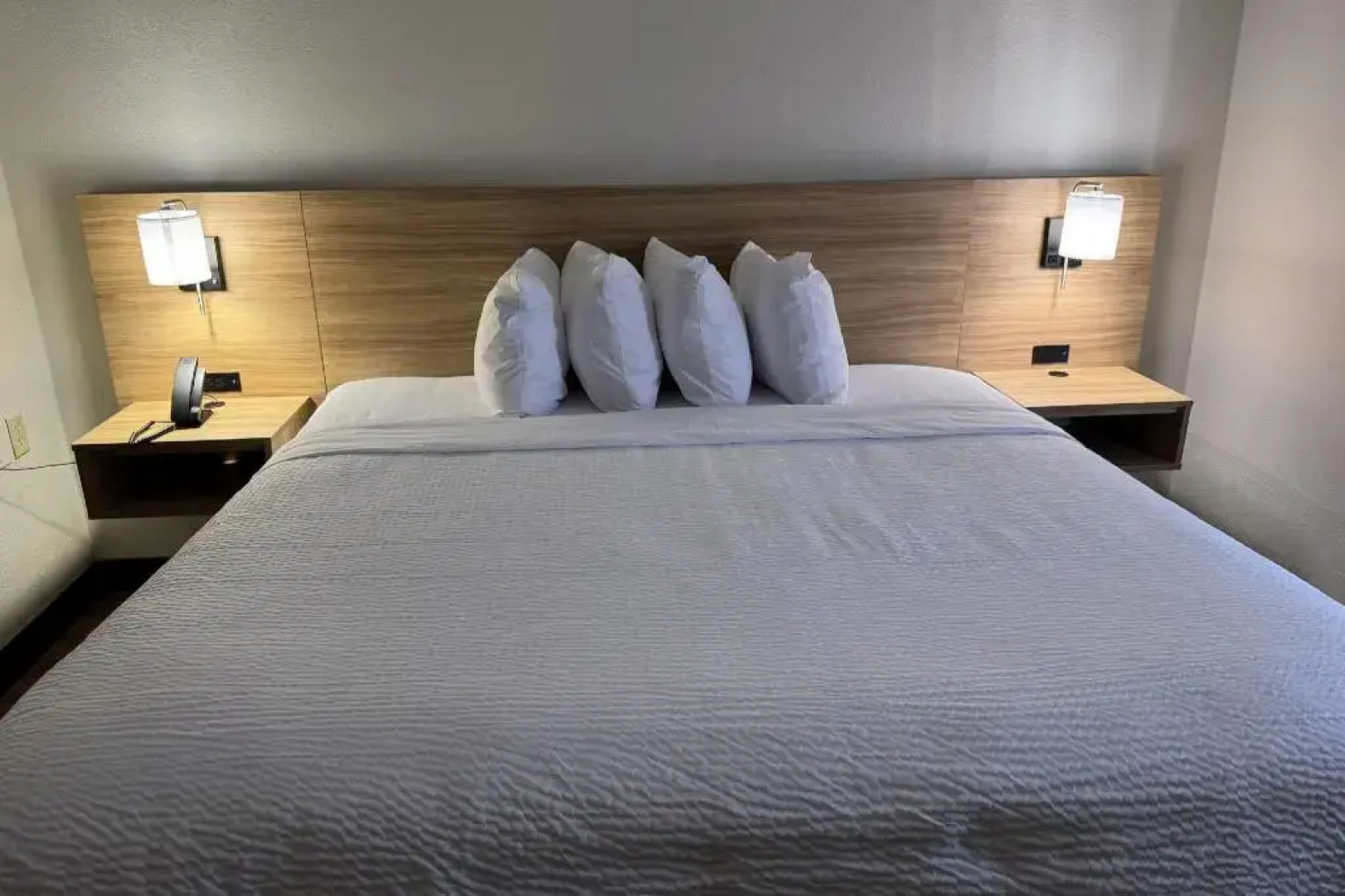 Days Inn by Wyndham McDonough