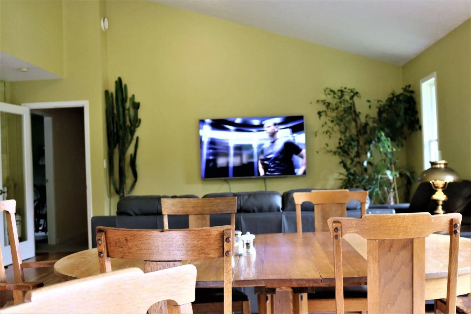 Mulvehill Creek Wilderness Inn