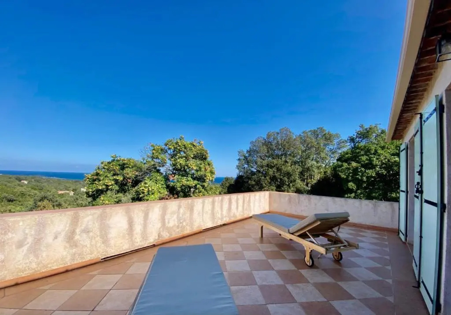 Villa vue mer dans nature protégée, plage à 1,5 km