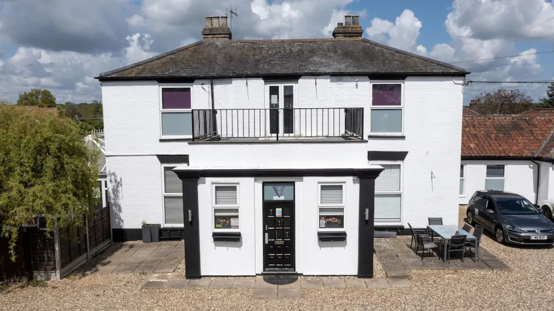 The Hare And Barrel Hotel