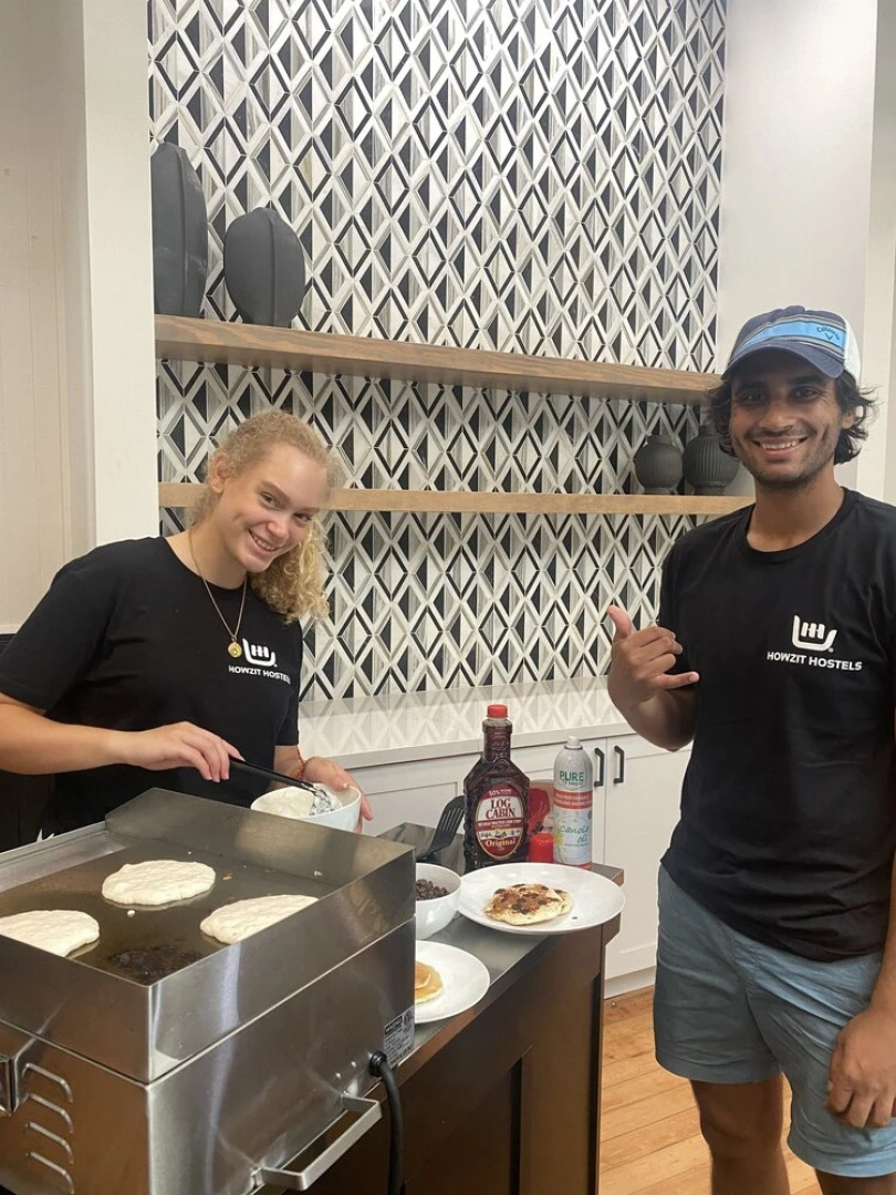 Howzit Hostels Hawaii