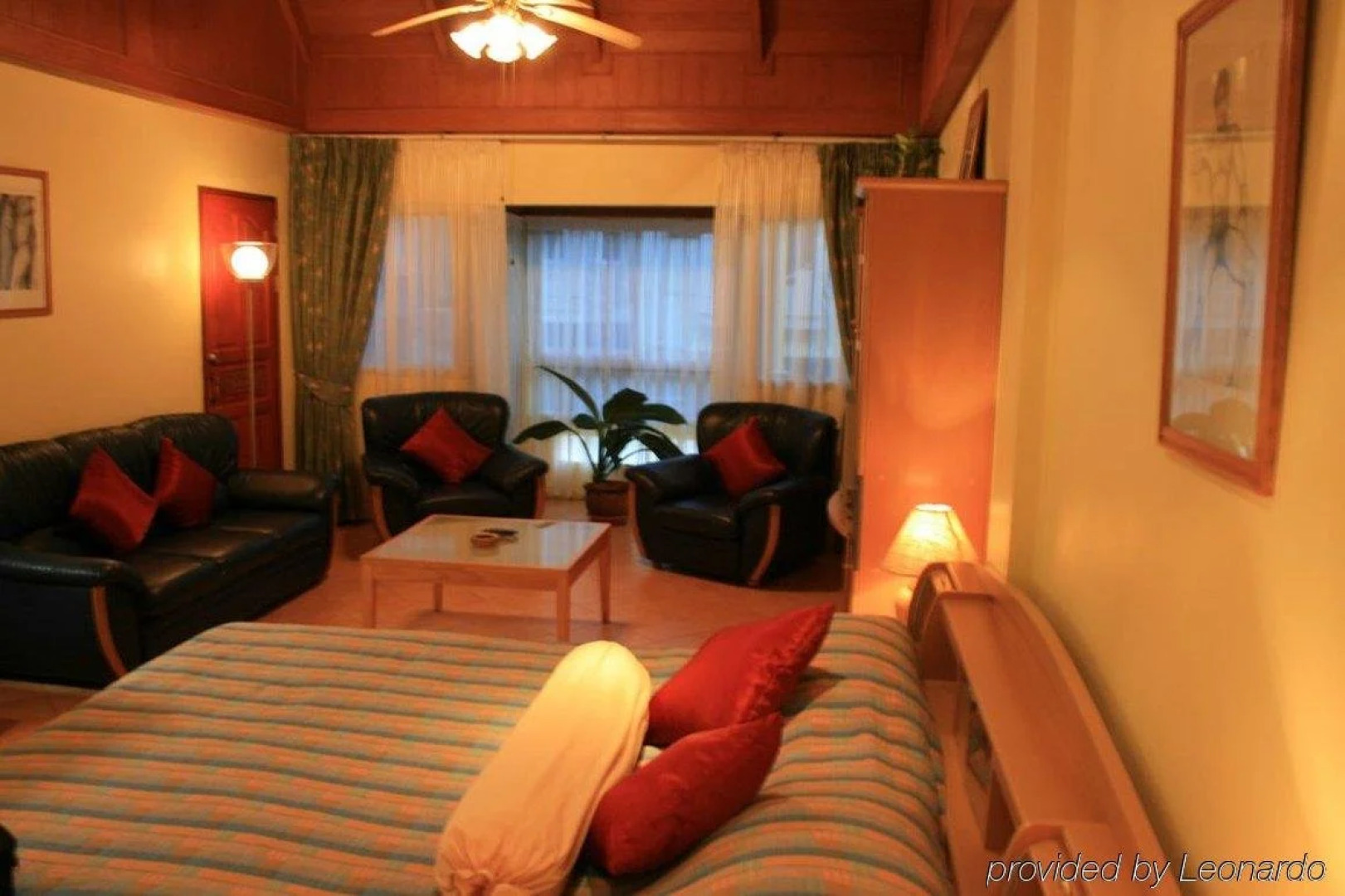 Aquarius Guesthouse & Sauna Adults Only