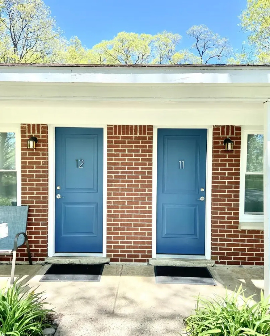 Elk Rapids Lakeshore Inn