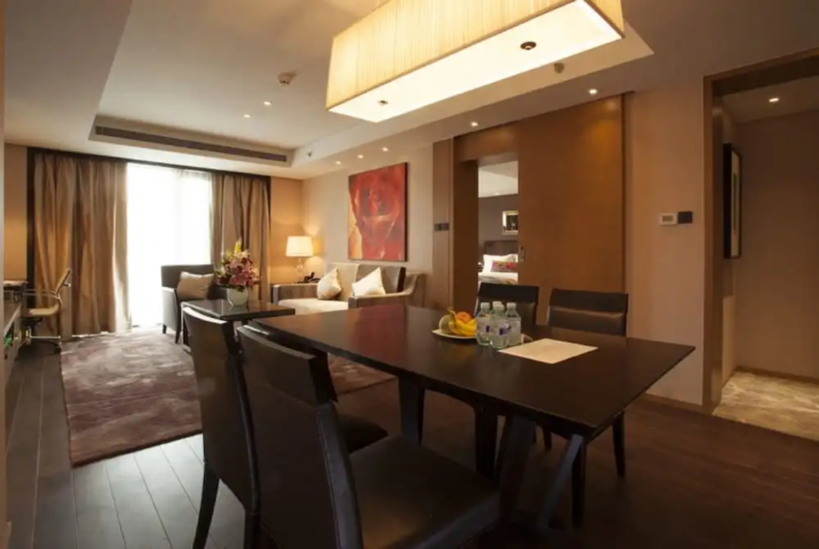 Lee Garden Service Apartment