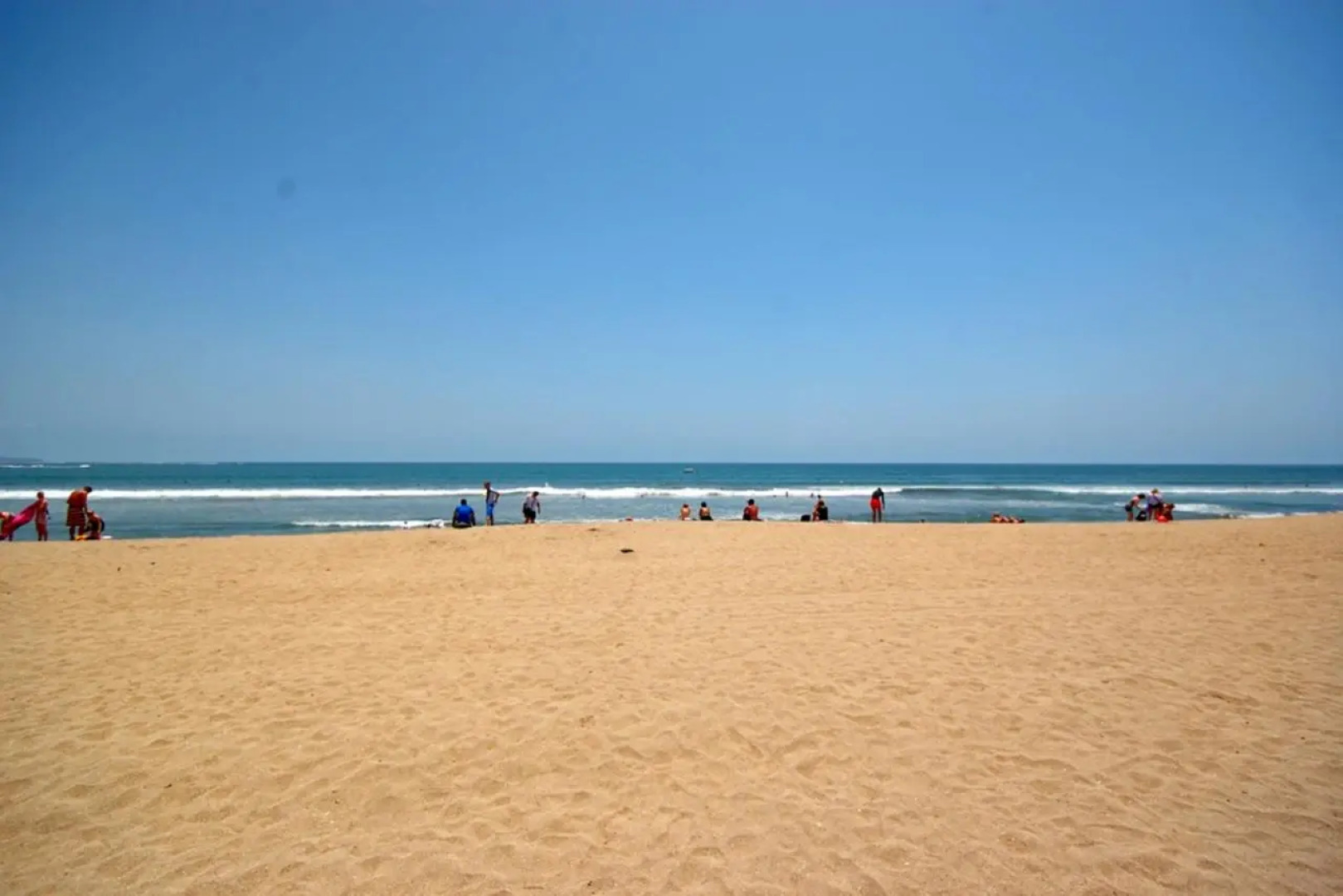 Kuta One Party Hotel