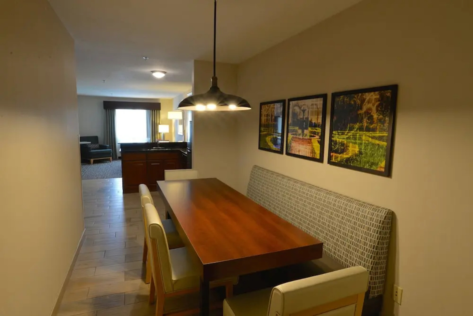 Holiday Inn Hotel & Suites Minneapolis - Lakeville