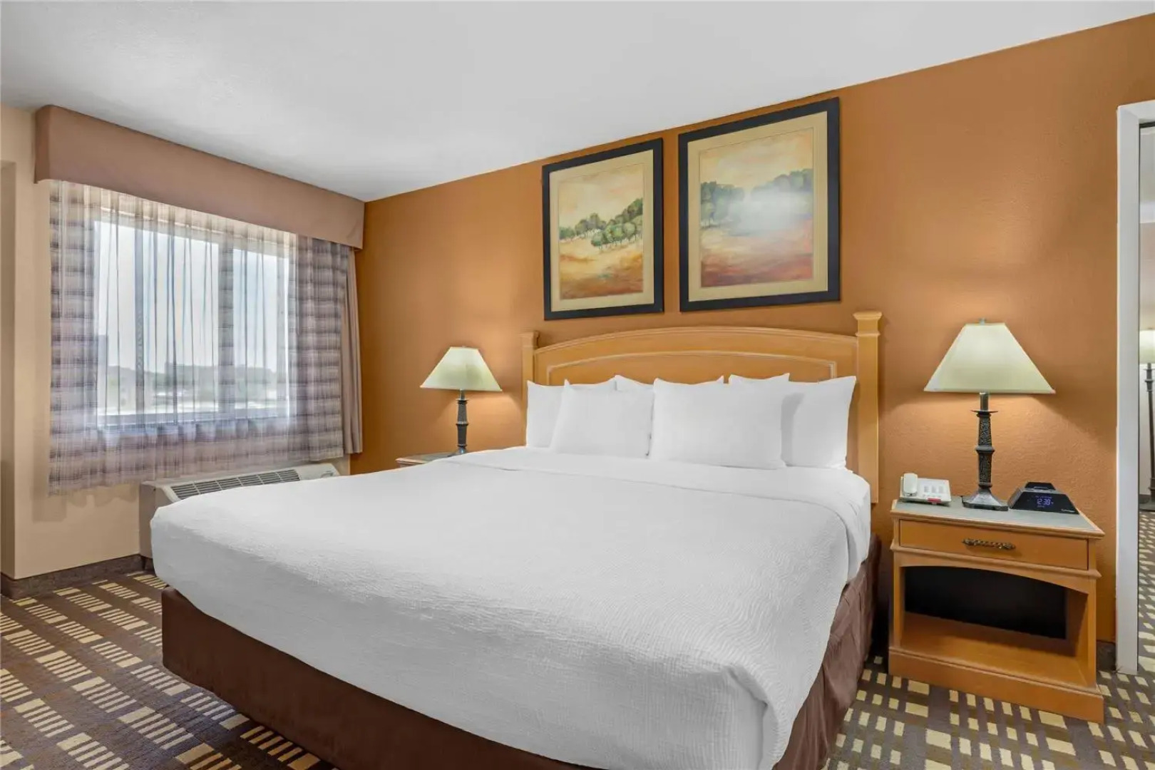 Quality Inn & Suites Plano East - Richardson
