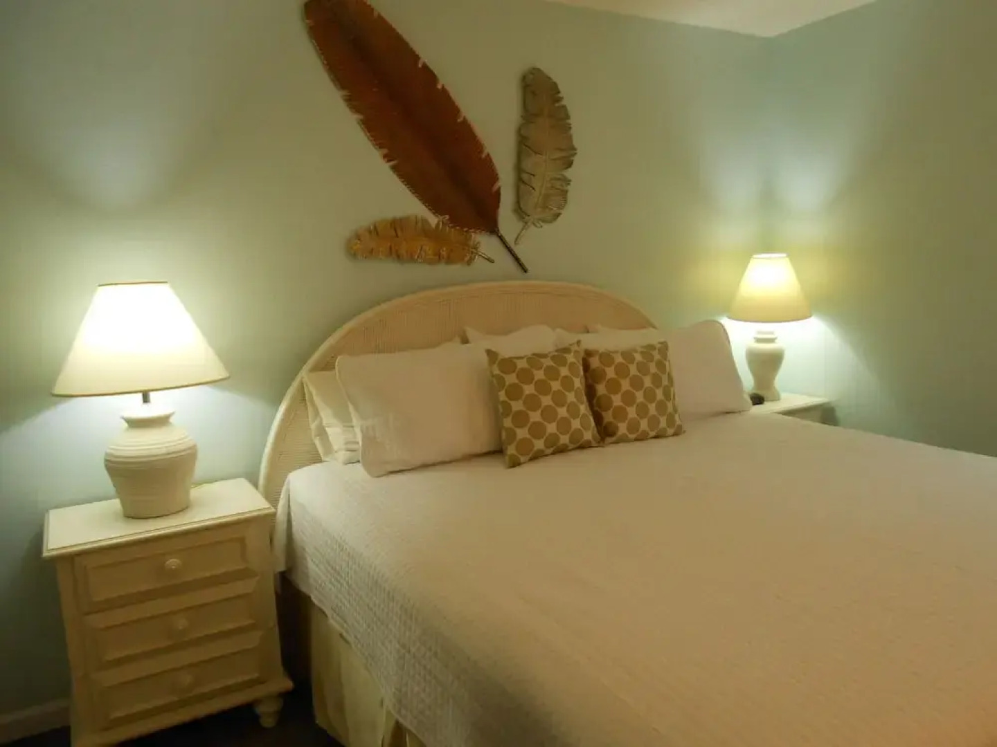 1205 Waters Edge Resort 1 Bedroom Condo by Redawning