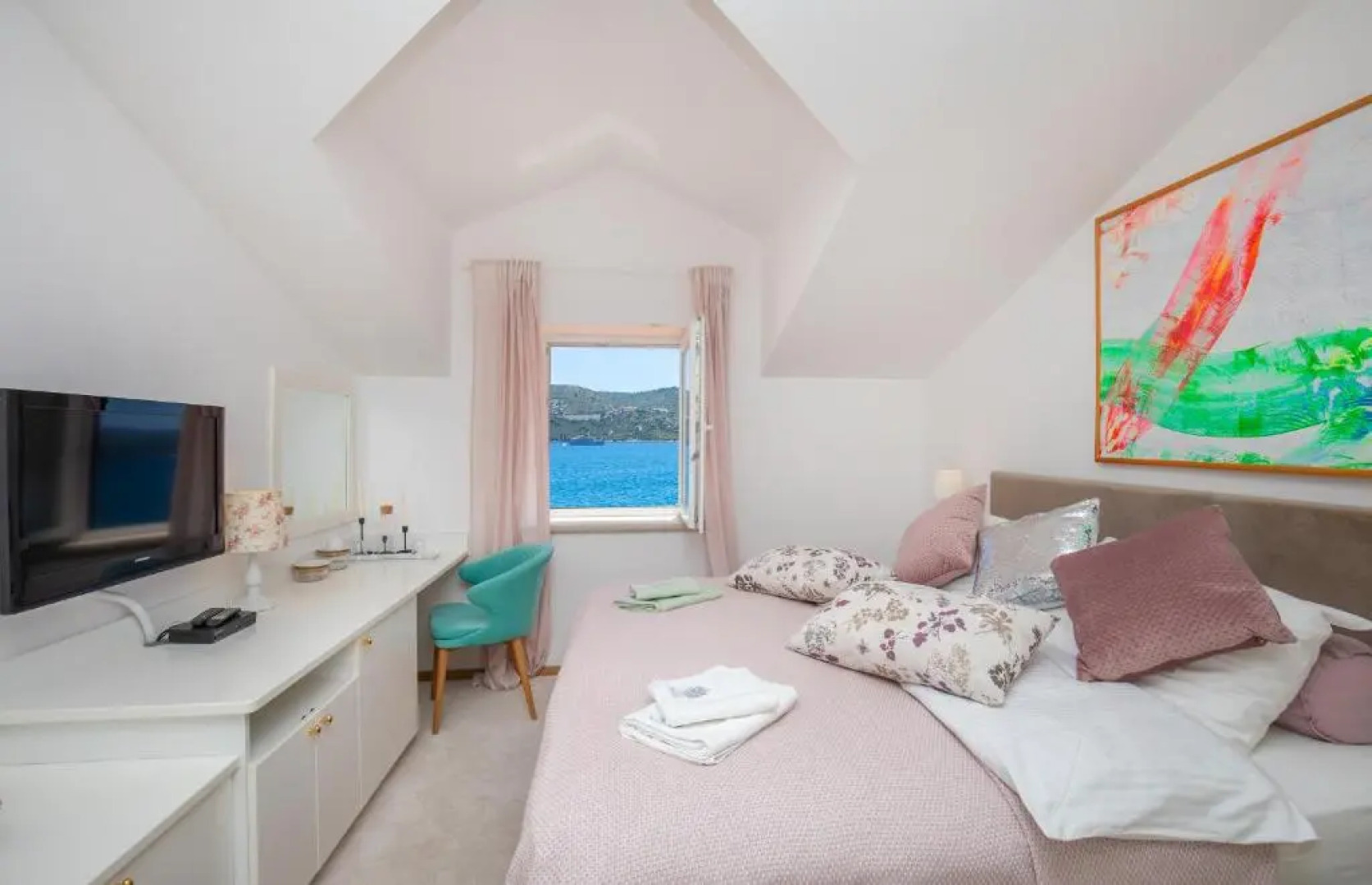 Sweet Village Hotel By The Sea