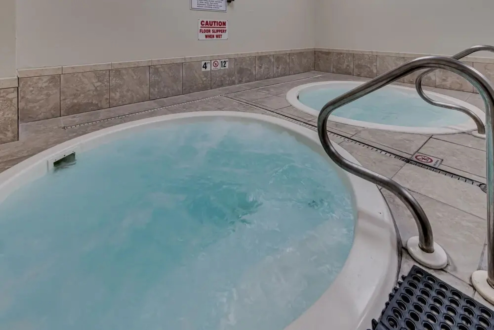 Royal Gulf Beach & Racquet Club 5001 2 Bedroom Condo by Redawning