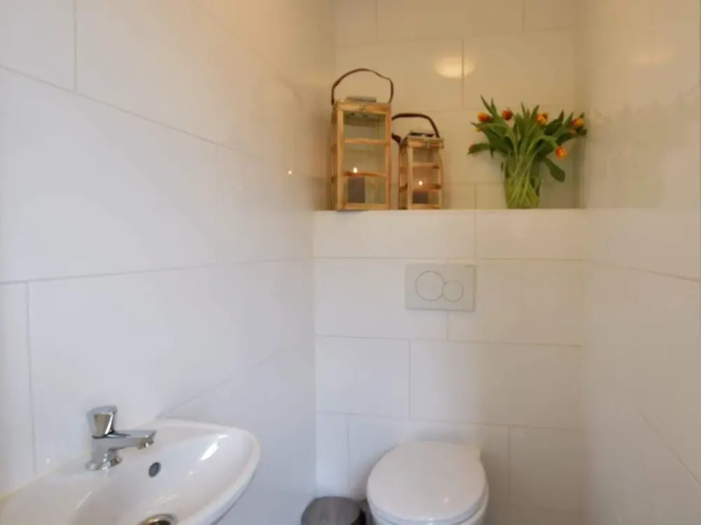 Beautiful Houseboat With Terrace, Jacuzzi