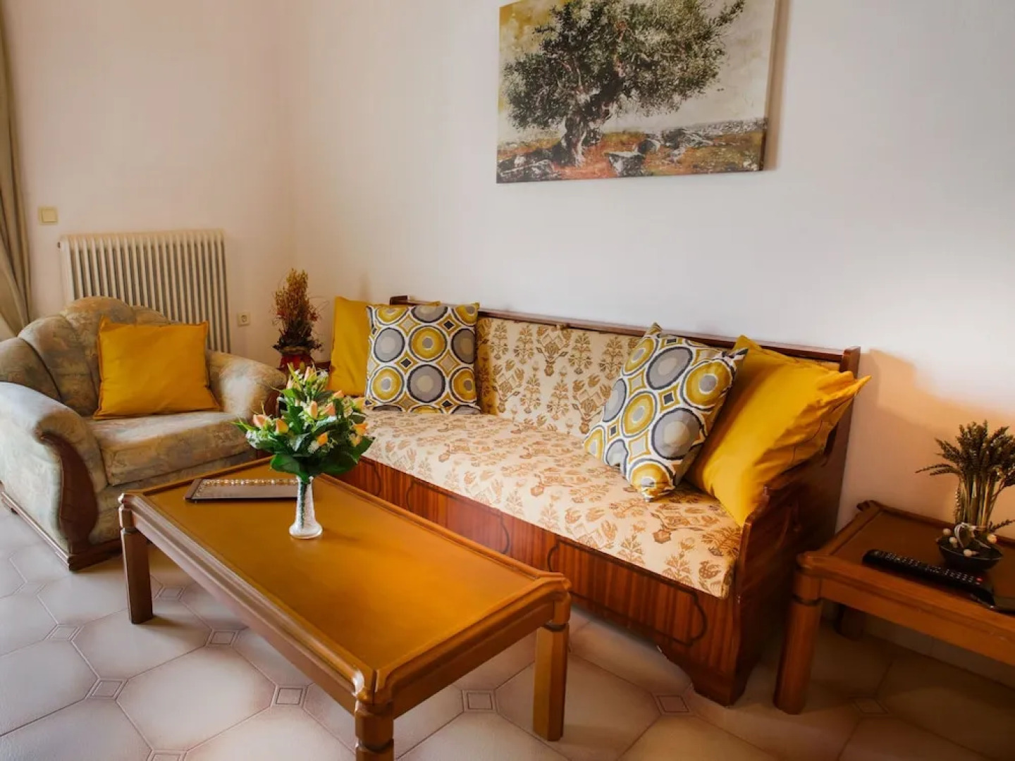 Gorgeous Holiday Home in Arhanes with Balcony