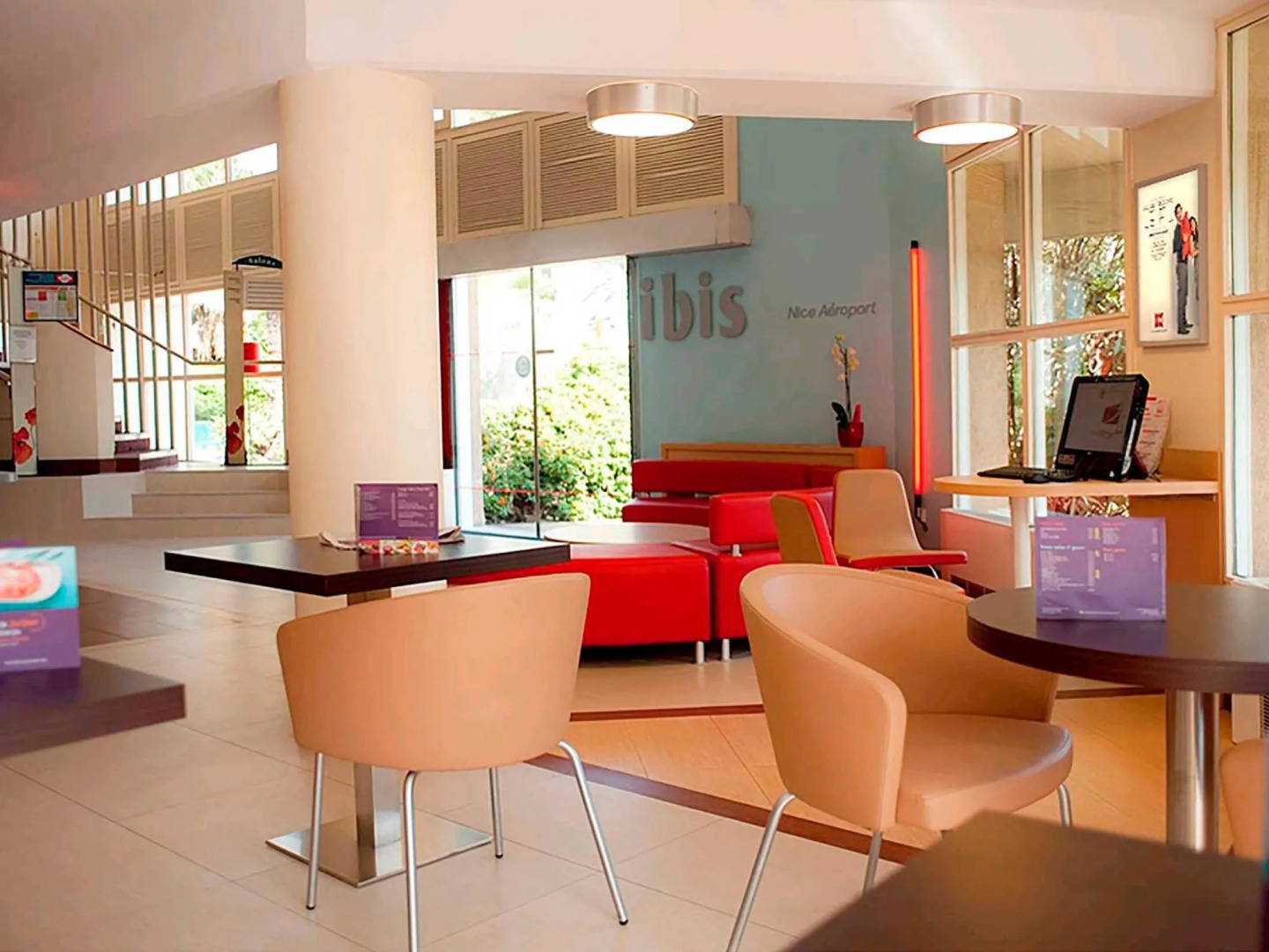 ibis Nice Aéroport Promenade des Anglais