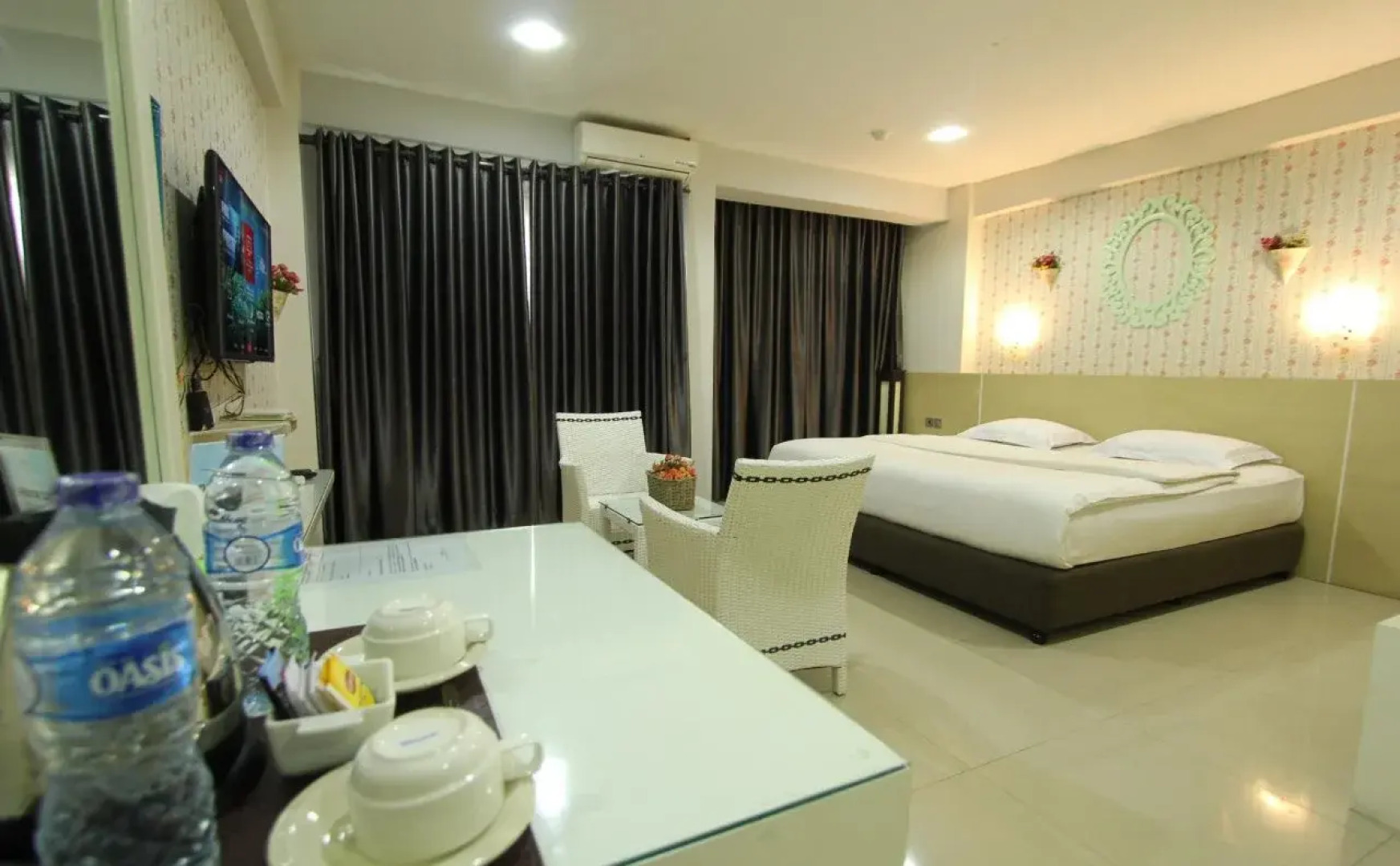 Fastrooms Bekasi Hotel