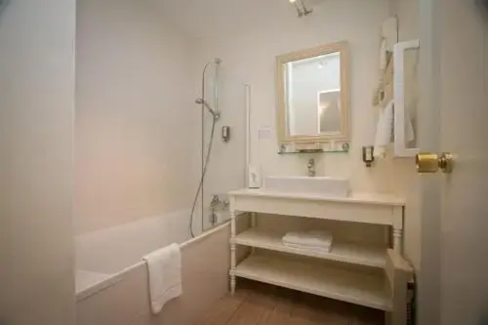 Logis L'Ermitage Hôtel & Restaurant