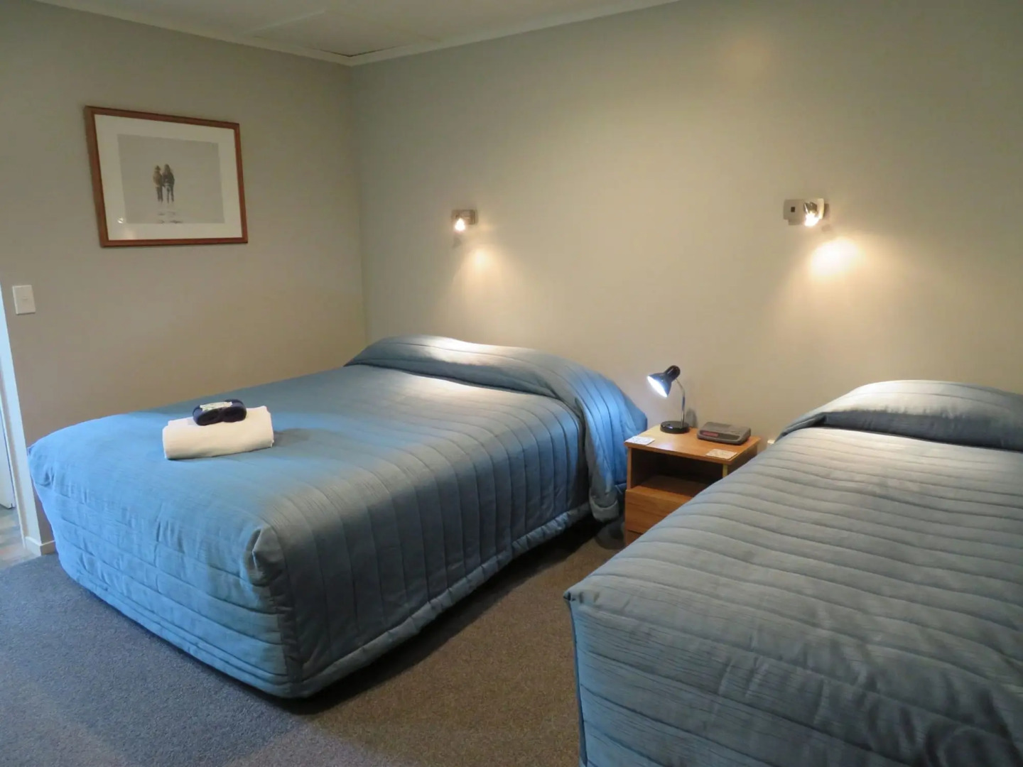 Commodore Court Motel