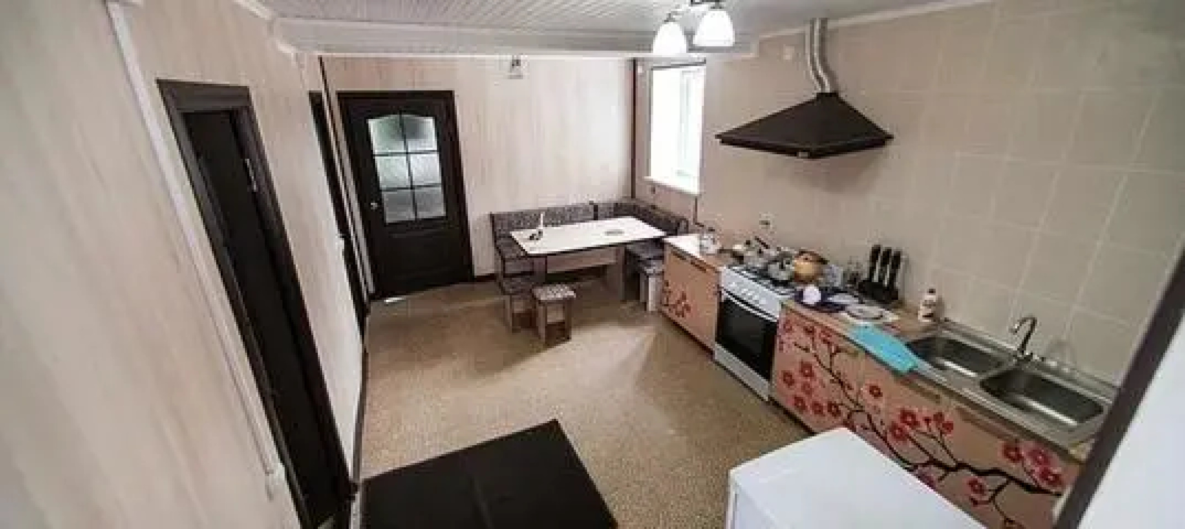 Дом Жени и Люды — Zhenya & Lyuda's boarding house