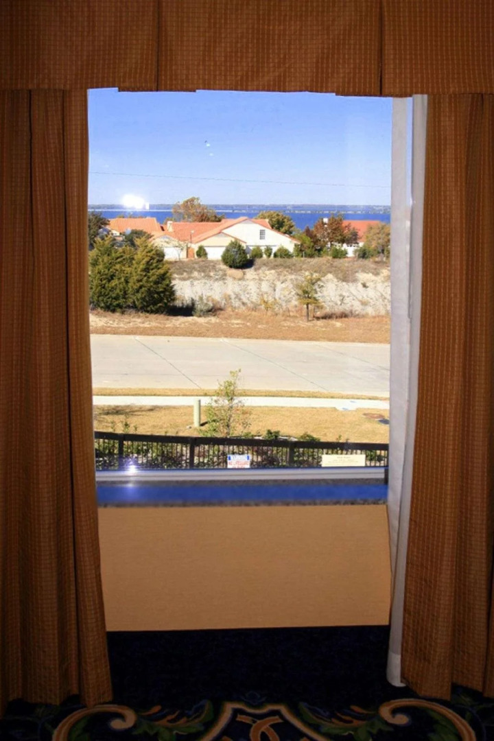 Hampton Inn Dallas-Rockwall