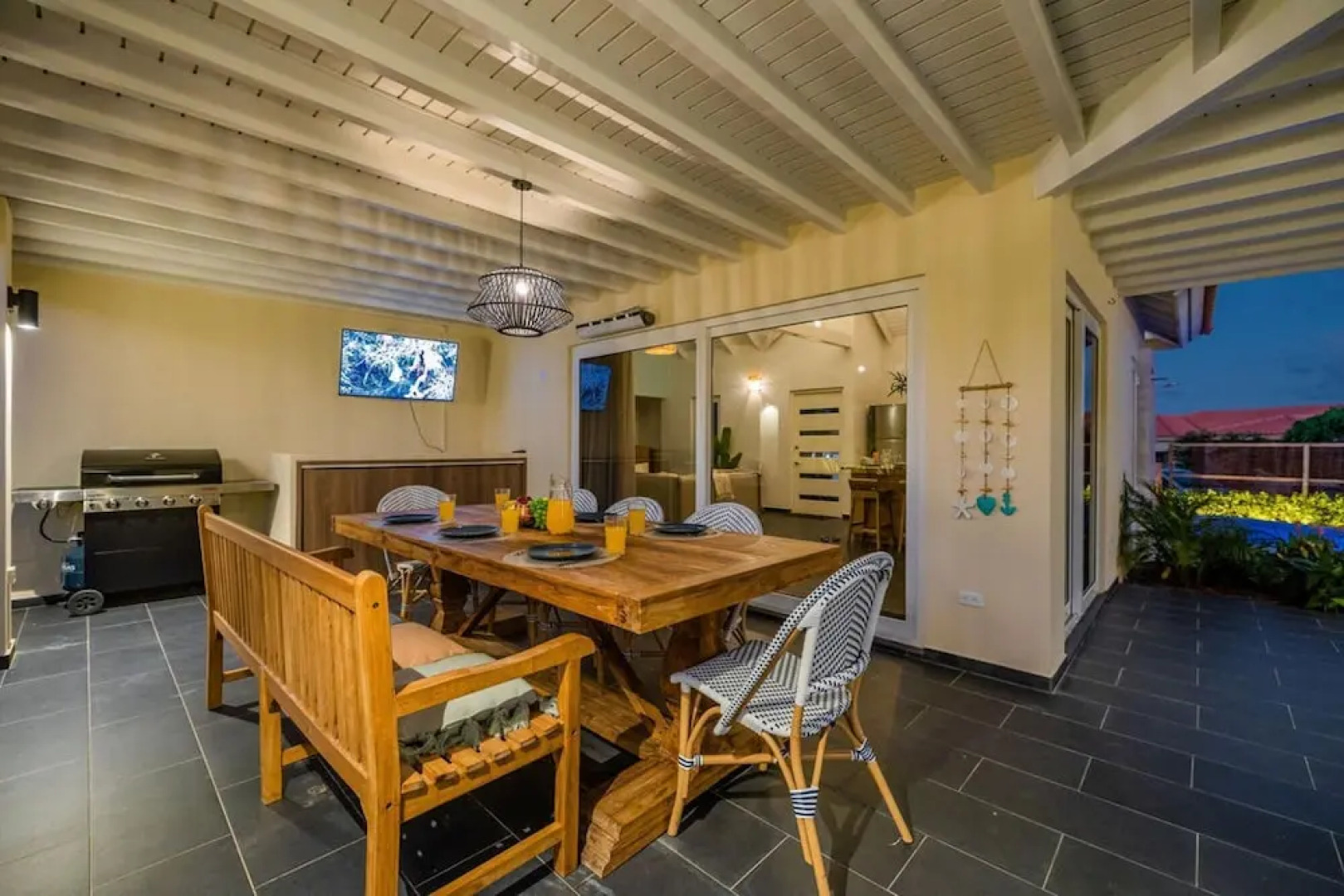 NEW Villa - Beautiful 3BR 2BA With Private Pool