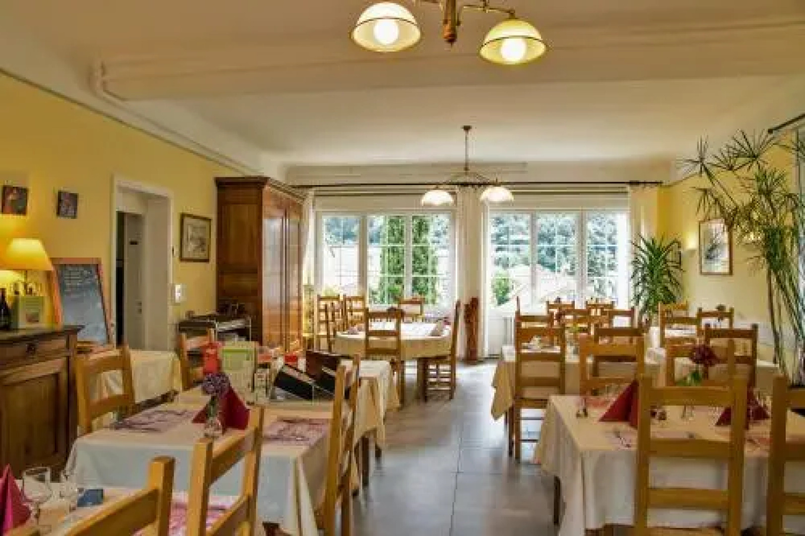 Hôtel Restaurant Les Touristes