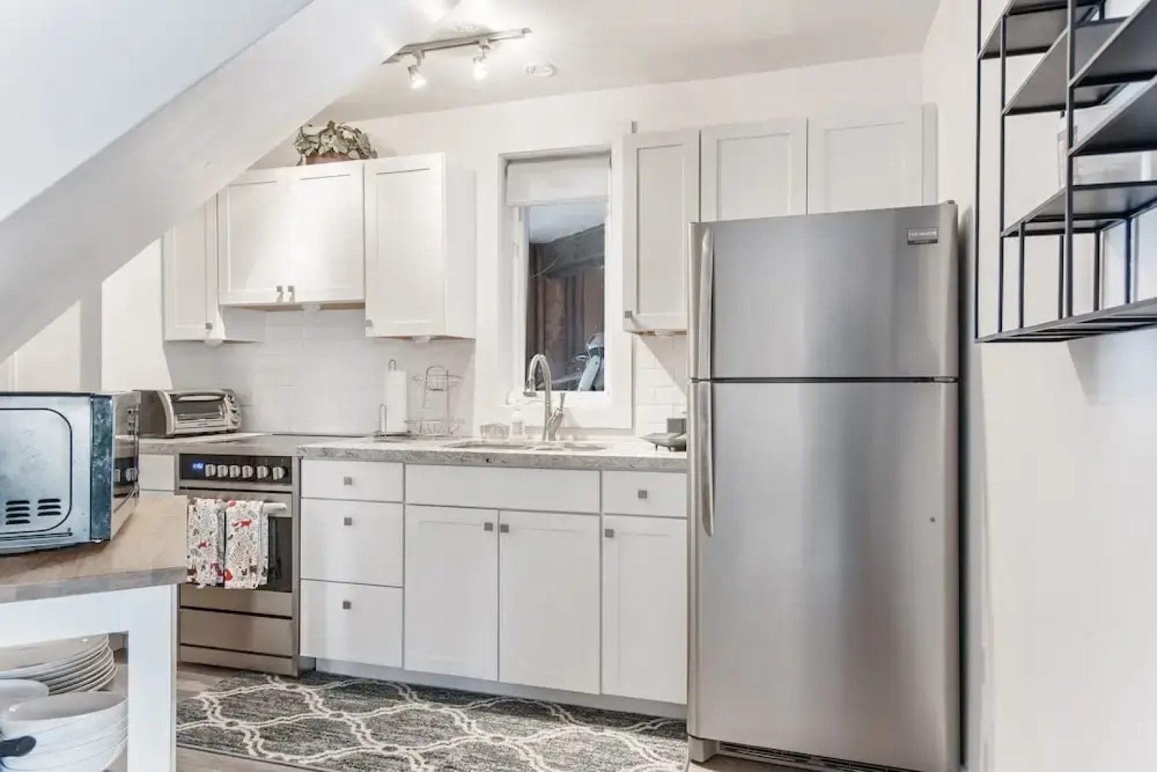 37 Mountain Laurel Drive Studio W/Yard Home