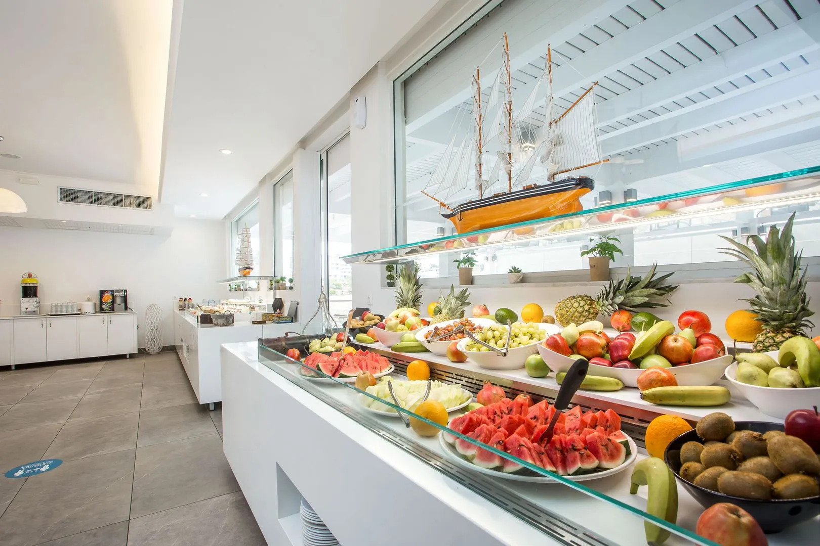 Lindos White Hotel & Suites