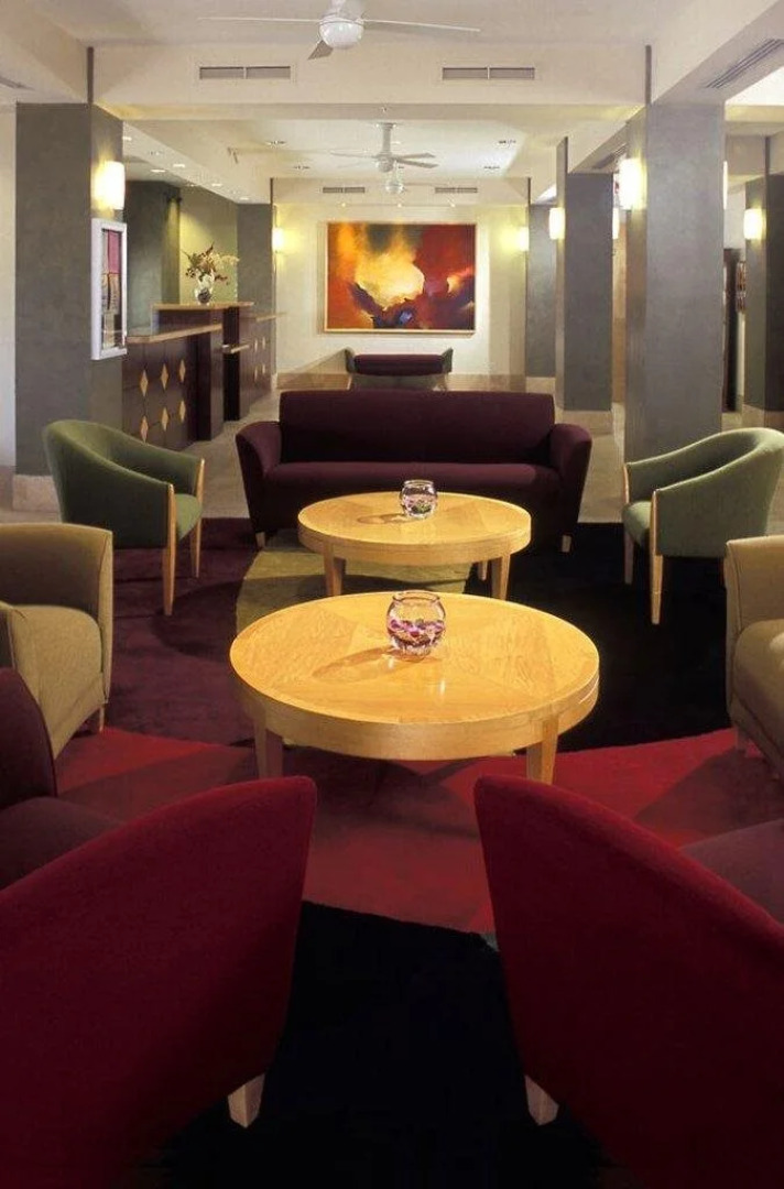 DiamondHead Beach Resort