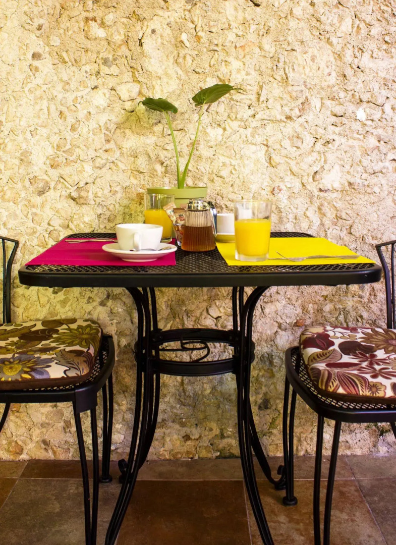 Art 57 Hotel - Adults Only