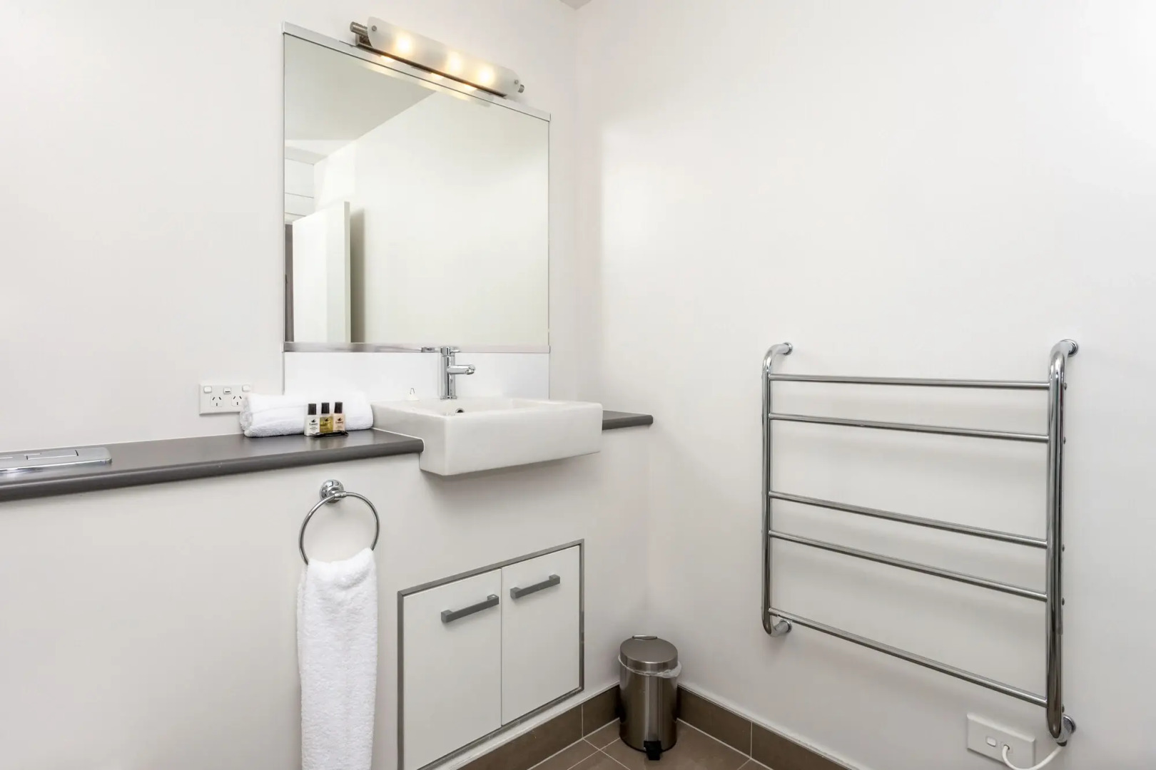 Sovereign Pier on the Waterways