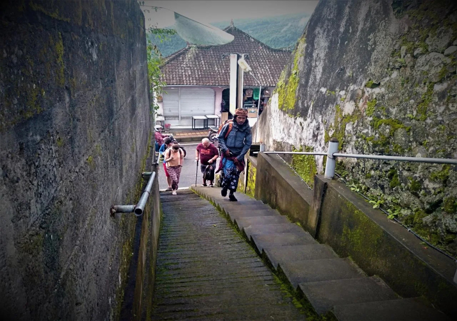 Meme Surung Homestay