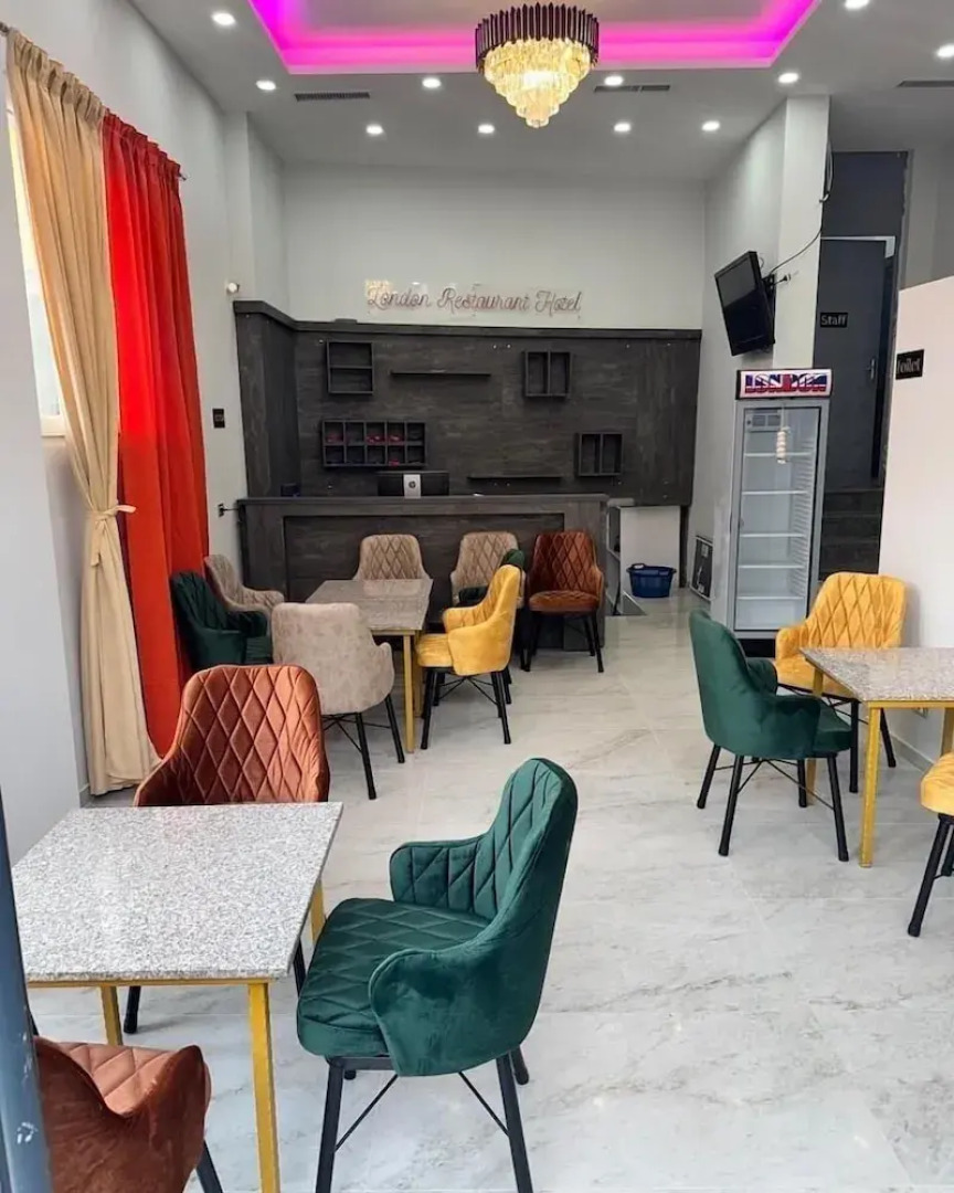 London Restaurant Hotel