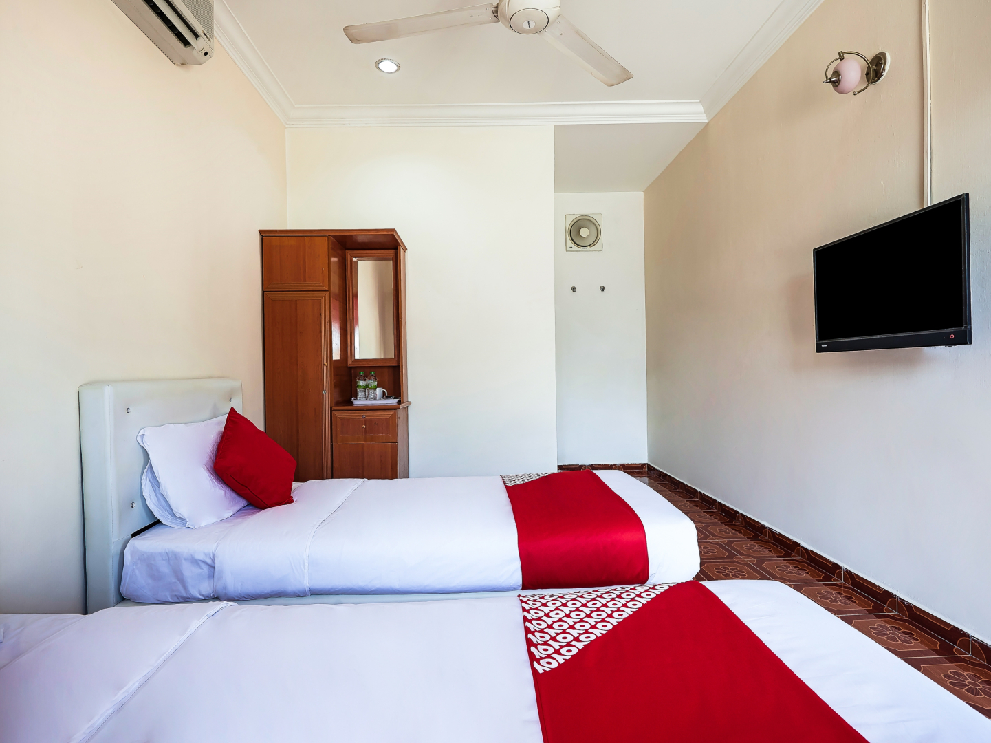 OYO 491 D Anjung Inn