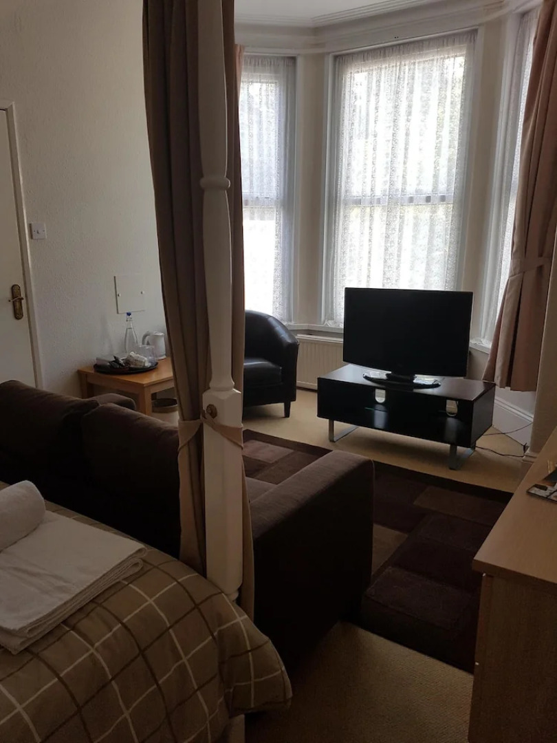 Burnside Guest House