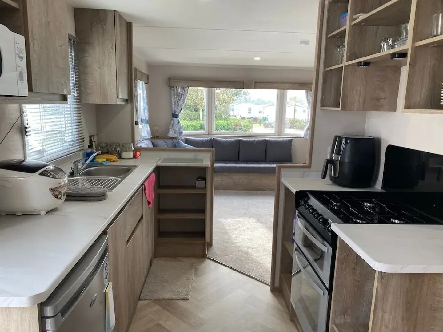 Immaculate 3 Bedroom Caravan in Presthaven