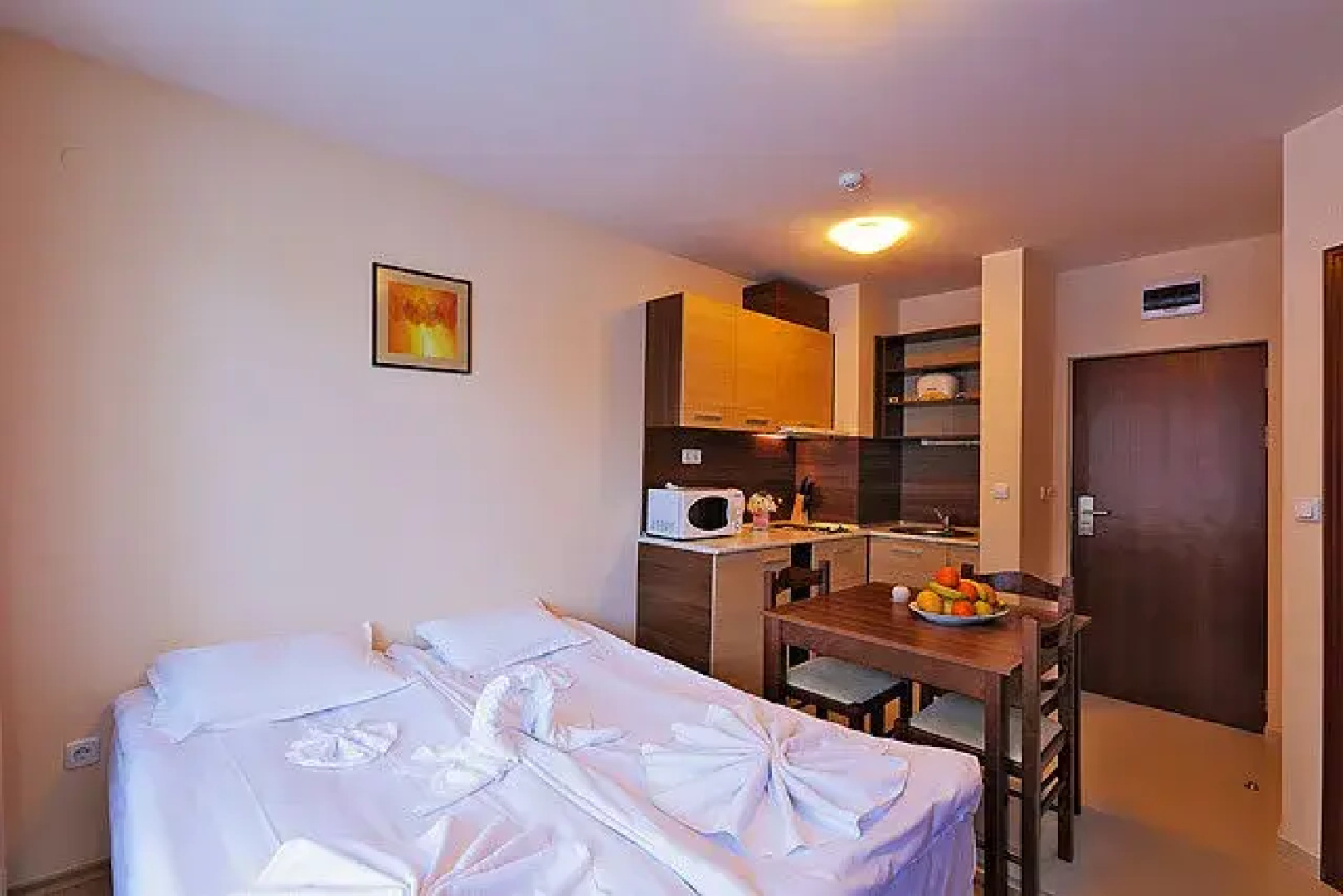 Apartment in Belmont Complex