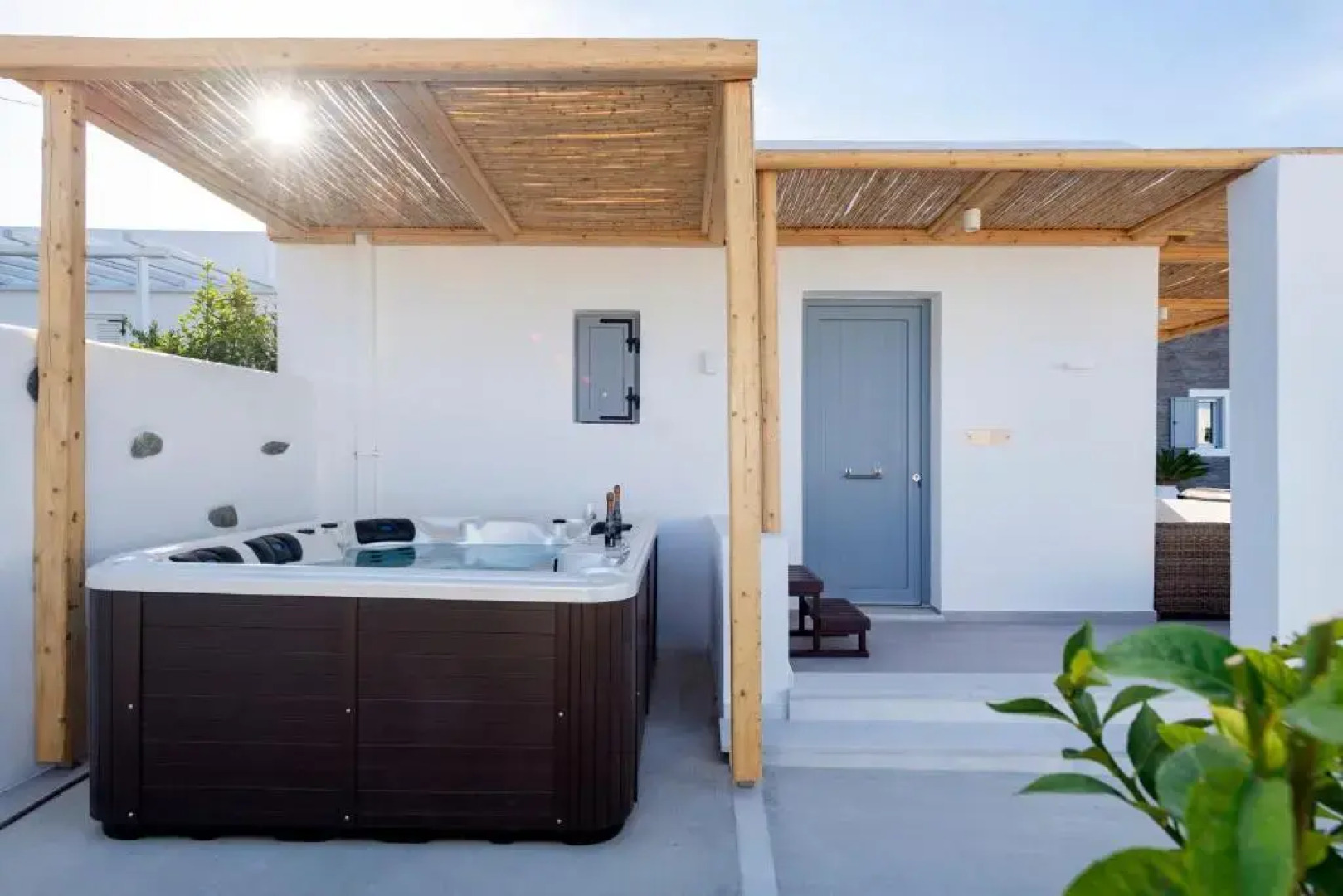 Drios Luxury Studios