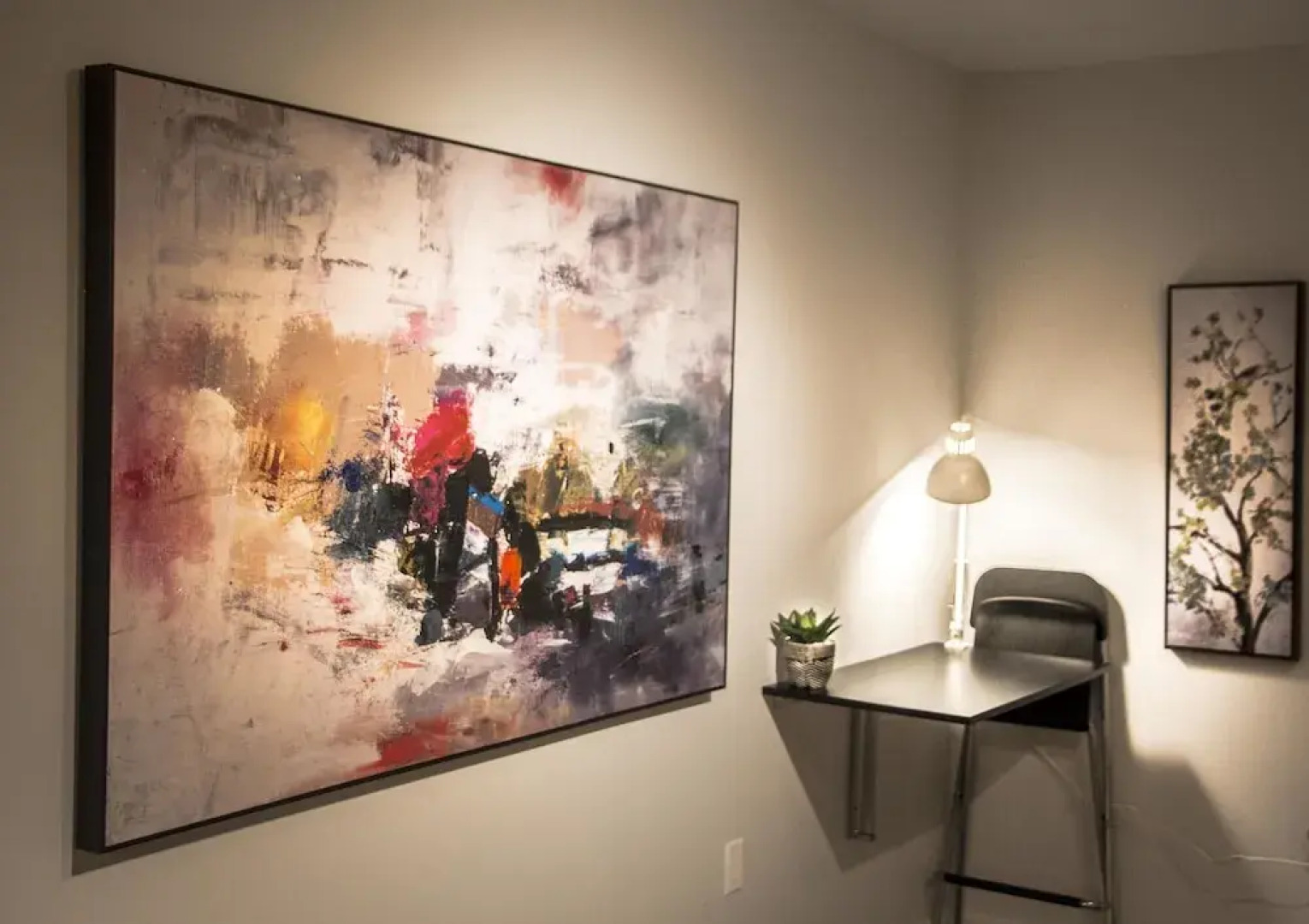 WOW Luxury Suites - Halifax Downtown