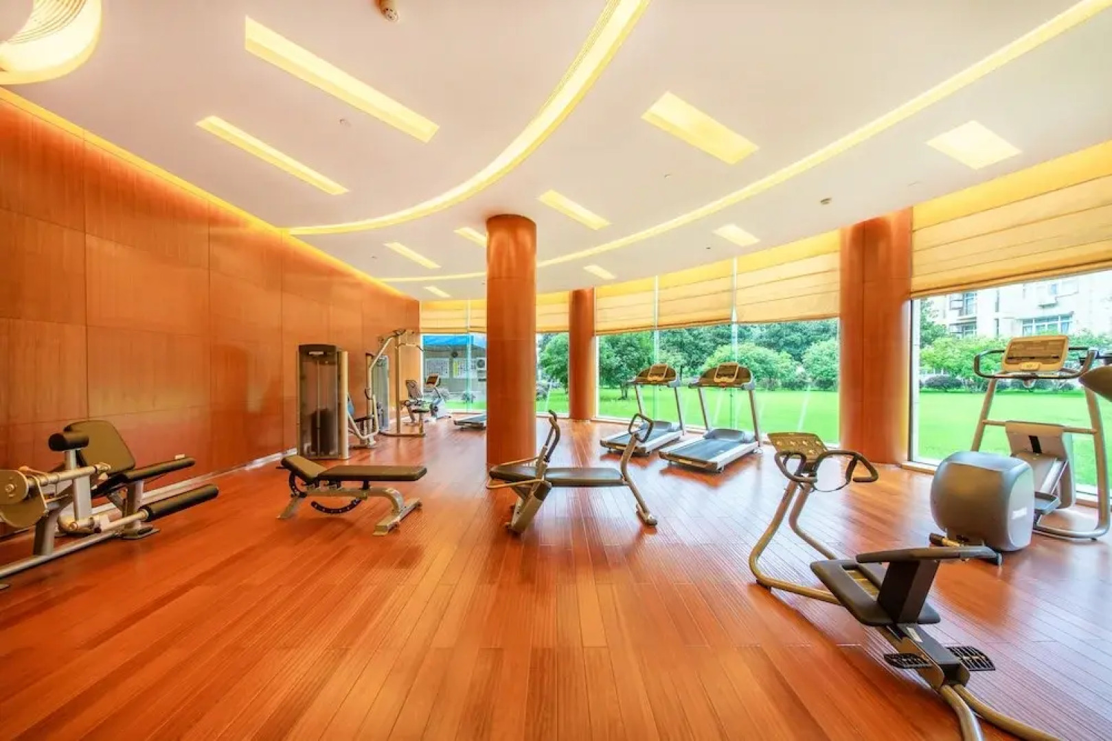 New Yallan Hotel Deqing