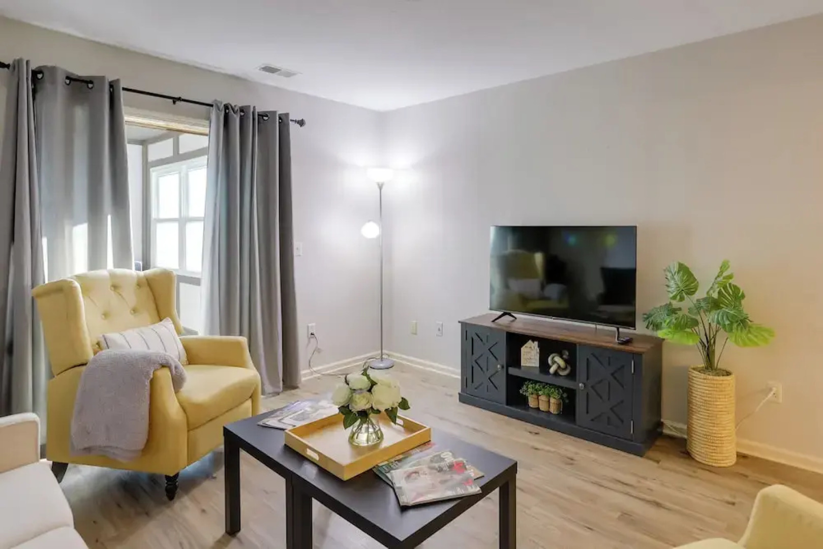 Toledo Vacation Rental ~ 8 Mi to Downtown!