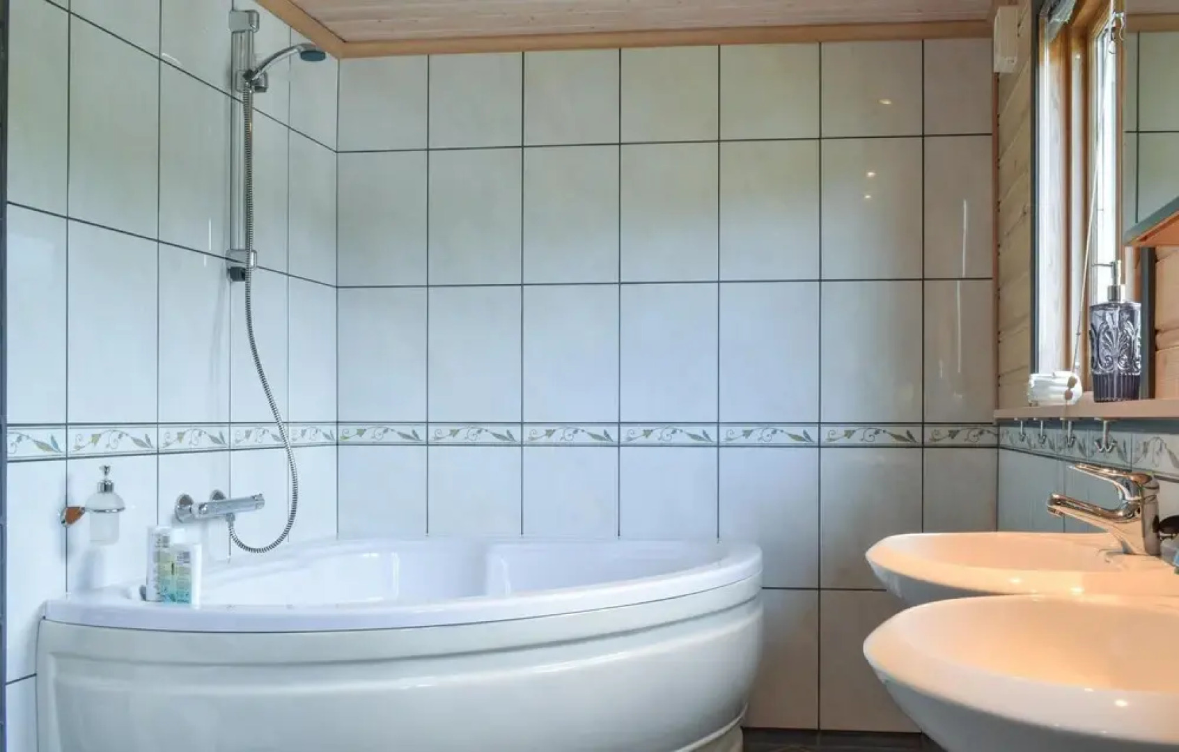 Nice Home in Farsund With Wifi and 3 Bedrooms